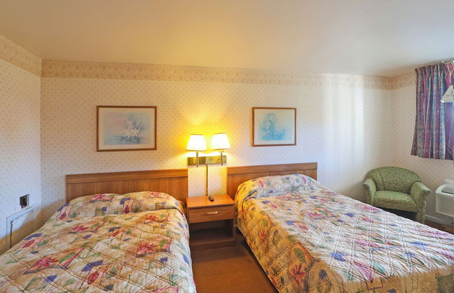 Hotel O Relax Inn Lewisburg near I-64 - Photo 12