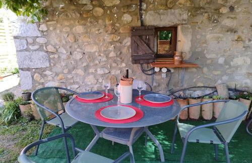 lou caladou gîte en pierre avec bain à remous - Foto 40