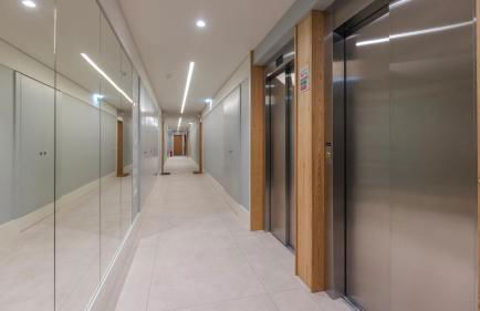 Gorgeous Apartment with City View by LovelyStay - Foto 36