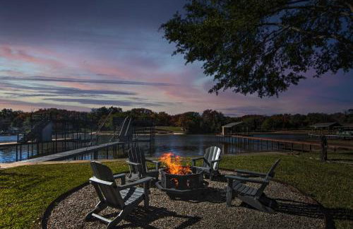 Lakefront Home with Dock in Mabank Near Golfing! - Foto 1