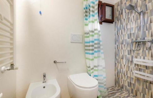 2 Bedroom Amazing Home In Vitigliano - Foto 31