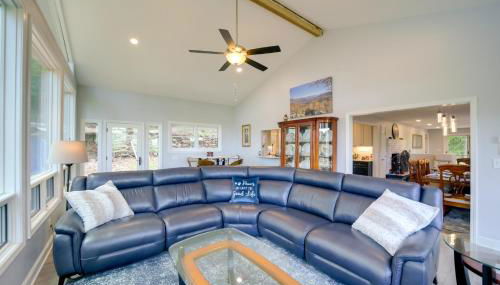 Remote Smoky Mtn Escape with Views and Trail Access! - Foto 4