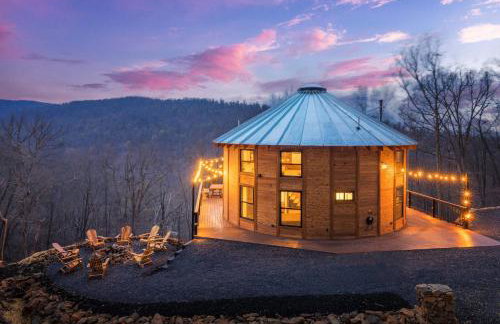 Skyline Yurt: Hot Tub~Wood Stove~WiFi~EVcharger - Foto 34