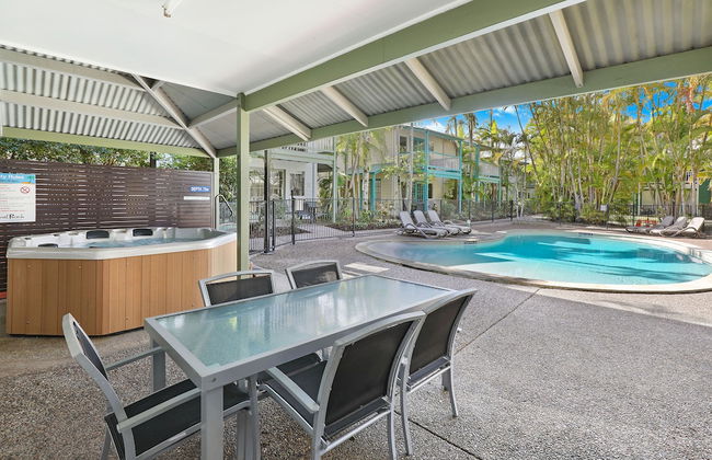 Coral Beach Noosa Resort - Photo 51