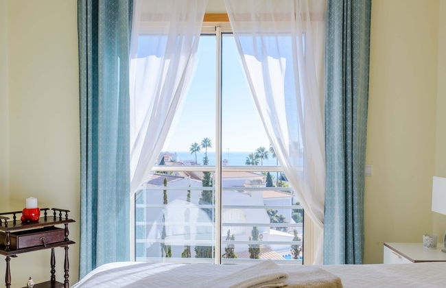 Sea view Apartment with sunbathing Terrace & 2 Swimming pools - Foto 2