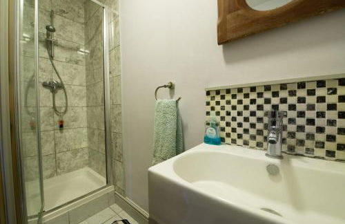 The Old Monkey, a quirky bolthole on the edge of a historic Market Town - Foto 5