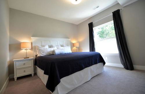 Comfortable and Modern Cabin Rental on Lake Red Rock near Pella, Iowa - Foto 3