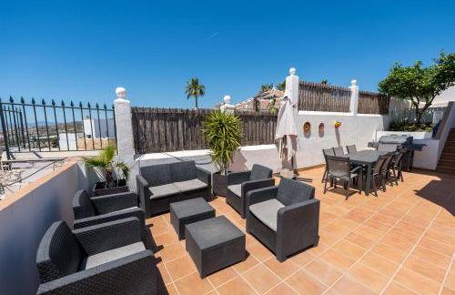 Villa Sea Breeze by Solset - Photo 32