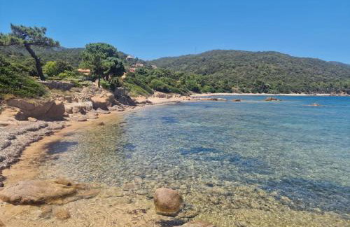 Mini Villa à 100m de la mer avec prise de recharge élec privative - Foto 5