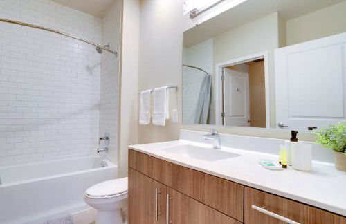 Tranquil Stay Near Monuments and Metro - Foto 31