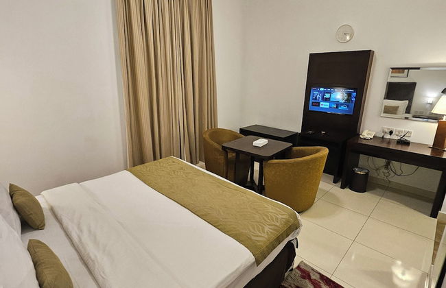 Tulip Creek Hotel Apartments - Photo 24