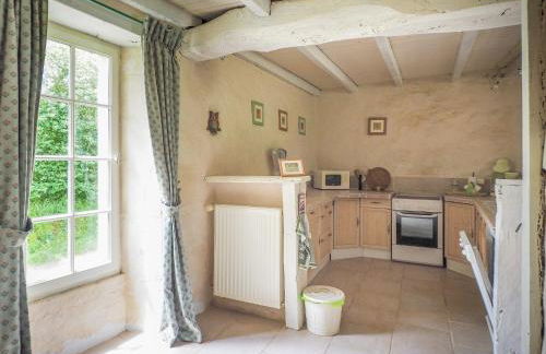 Holiday Home in Saint-laurent-de-la-salle With Pool - Foto 42