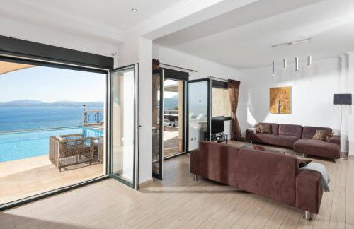 Anna Nissaki - Photo 42