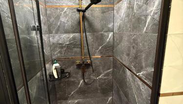 PFB Premium Apartment - Photo 5