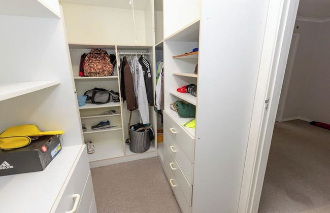 3 Bedroom Part House in the Scenic Durbanville Wine Lands Area, Holiday Facility - Photo 10