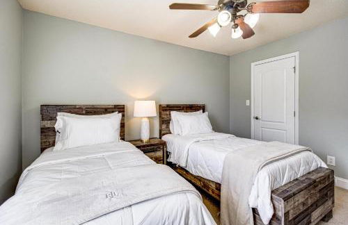 Work-Friendly Madison Home Near Research Park - Photo 16