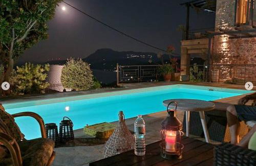 Stone house 1883 Kymi with pool - Photo 3