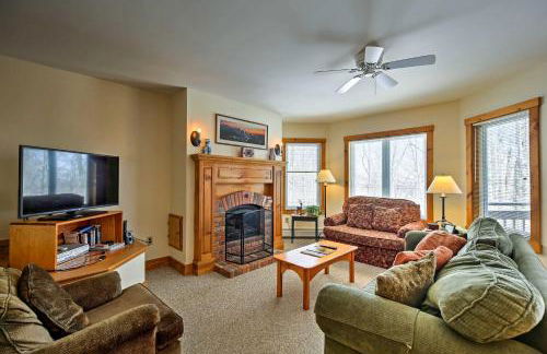 Inviting Ski-inandSki-out Condo at Jay Peak Resort! - Foto 1