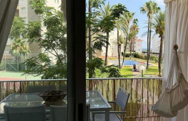 Increíble piso a pocos metros del mar con piscina - Foto 23