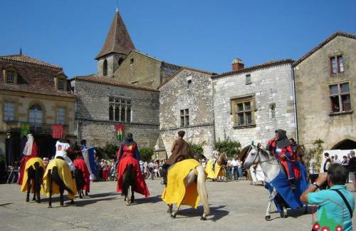 Castle Retreat near Villages - Foto 37