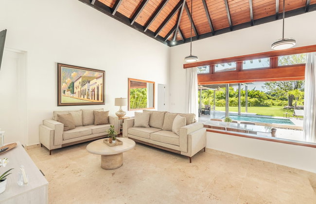 3BR Villa With Tropical Style BBQ Private Pool - Photo 7