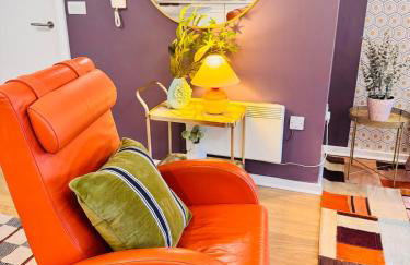 #12 Stylish Canalside Loft with Parking - Foto 16