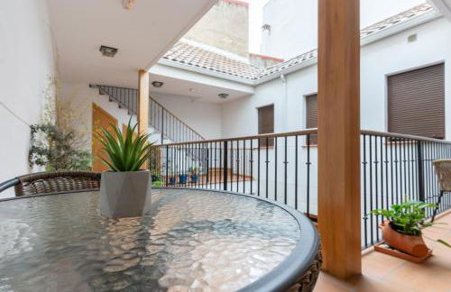 APARTAMENTO PUERTA DE CÓRDOBA- Exterior con balcones - Foto 32