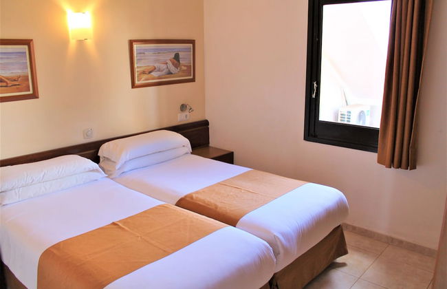 Apartamentos Talayot - Foto 12