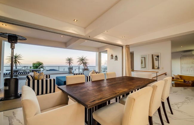 Immaculate Camps Bay Villa w Jacuzzi Views Pool Villa Grenache - Photo 11