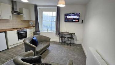 Contractor Room - Kitchen - Central Spot - Photo 1, stove, pet friendly, minibar