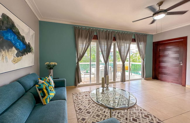 Incredible 3 BR Penthouse w BBQ Jacuzzi - Photo 38