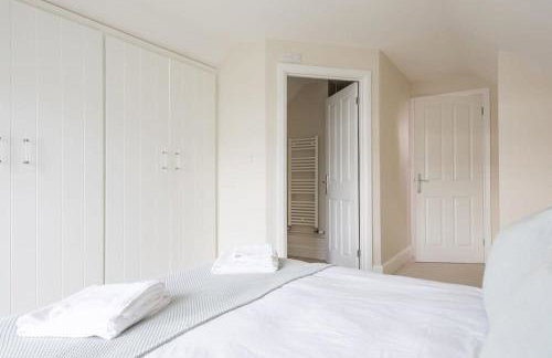 Superior House for 6 Near Beach w Parking Garden - Foto 56