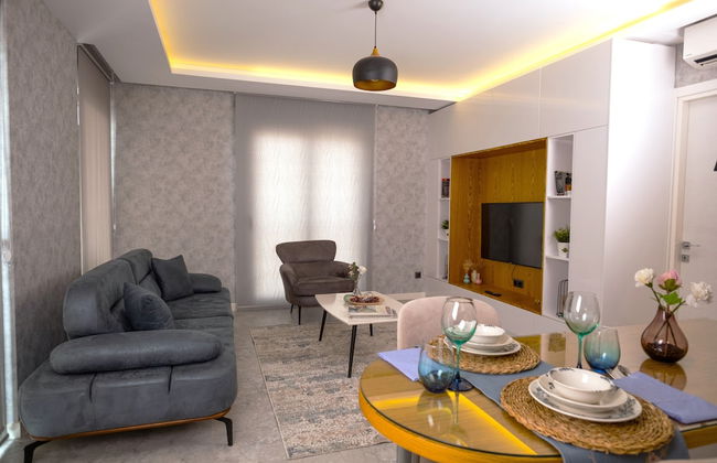 Sky Garden Suites - Photo 13