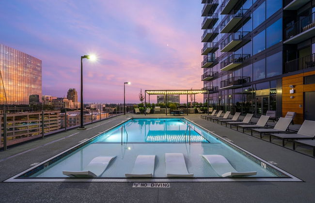 High-rise Apt Raleigh Free Parking Sunset View 1 - Foto 44