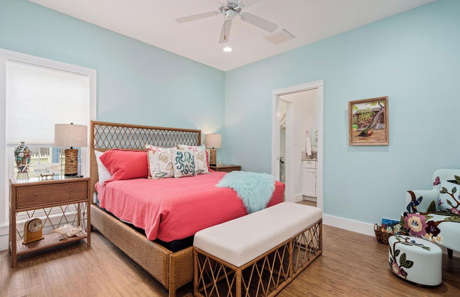 Magnolia Cottage by Miss Kitty’s - Photo 10