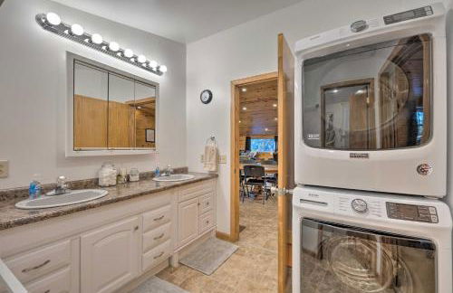 Spacious Kansas Retreat On-Site Disc Golf! - Foto 25