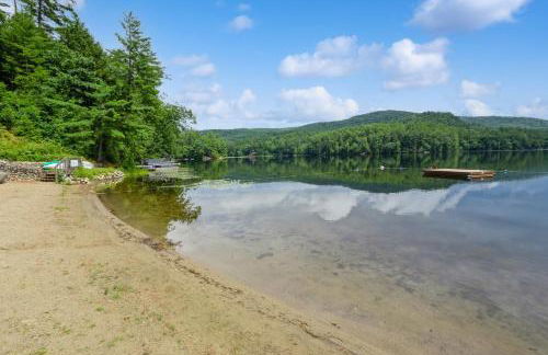 Adirondacks in Style! Lake House with Deck, Fire Pit - Foto 26