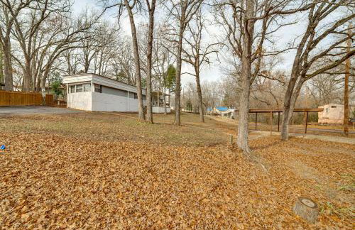 Home 2 Mi to Cedar Creek Lake Bring Your Pets! - Foto 25