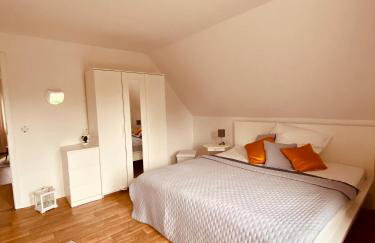 Piękny domek z dużym ogrodem - Foto 21