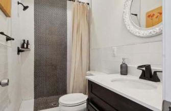 Roof deck w city views - brand new 3bd 3ba - Foto 22