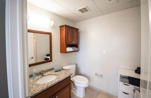 Stylish 1 BR 1BA at The Inman - Foto 9