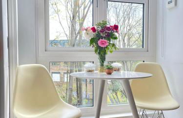 Canal-Side Boutique Apartment - Foto 2