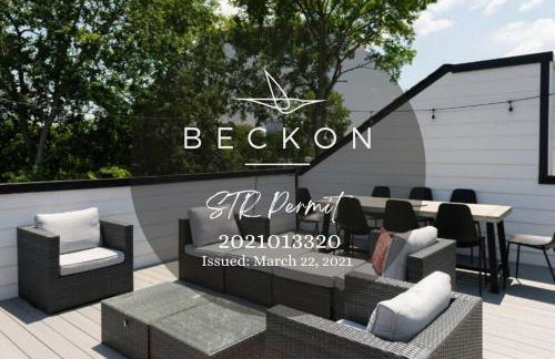 6 Bed with En Suite Baths, Host Up to 20, Rooftops, Parking, Gourmet Kitchens, Cozy Living Spaces, Skyline Views & Fire Table, Near Downtown, Distilleries & Marathon Village, High-Speed Wi-Fi, 24hr Hospitality - Foto 63