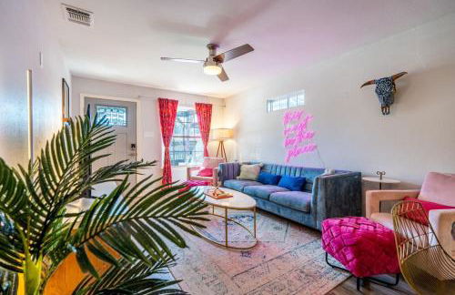 Casa Pajaritos - Pool, Firepit, Backyard near Riverwalk San Antonio - Foto 27