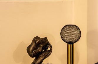 Cosy Haven Studio rénové, élégant Pougues les Eaux - Foto 2