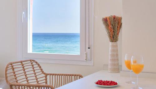 Sea Suite Beachfront - Photo 2