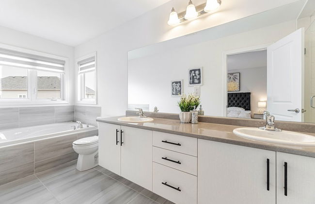 Waterfront Executive Villas - Photo 20