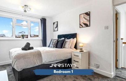 JRR STAYS WV12 3 bedroom, and Wi-Fi - Foto 30