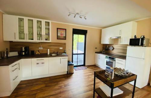 Großzügiges Ferienhaus am Senftenberger See mit 2 Terrassen - Foto 3