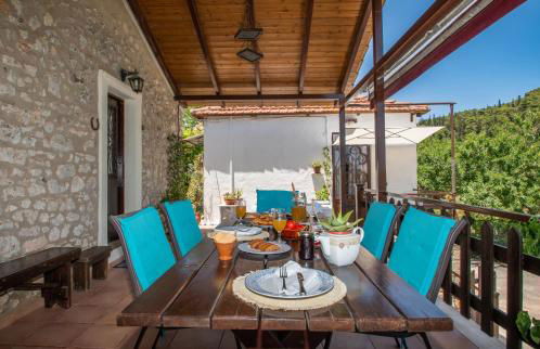 Gioia Traditional House - Photo 45